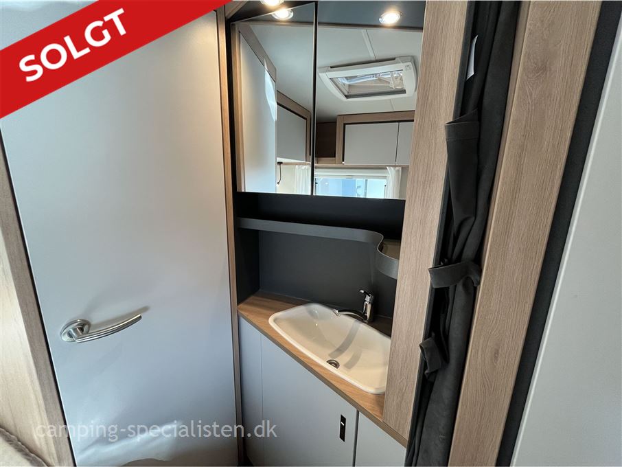 Knaus Sport 450 FU